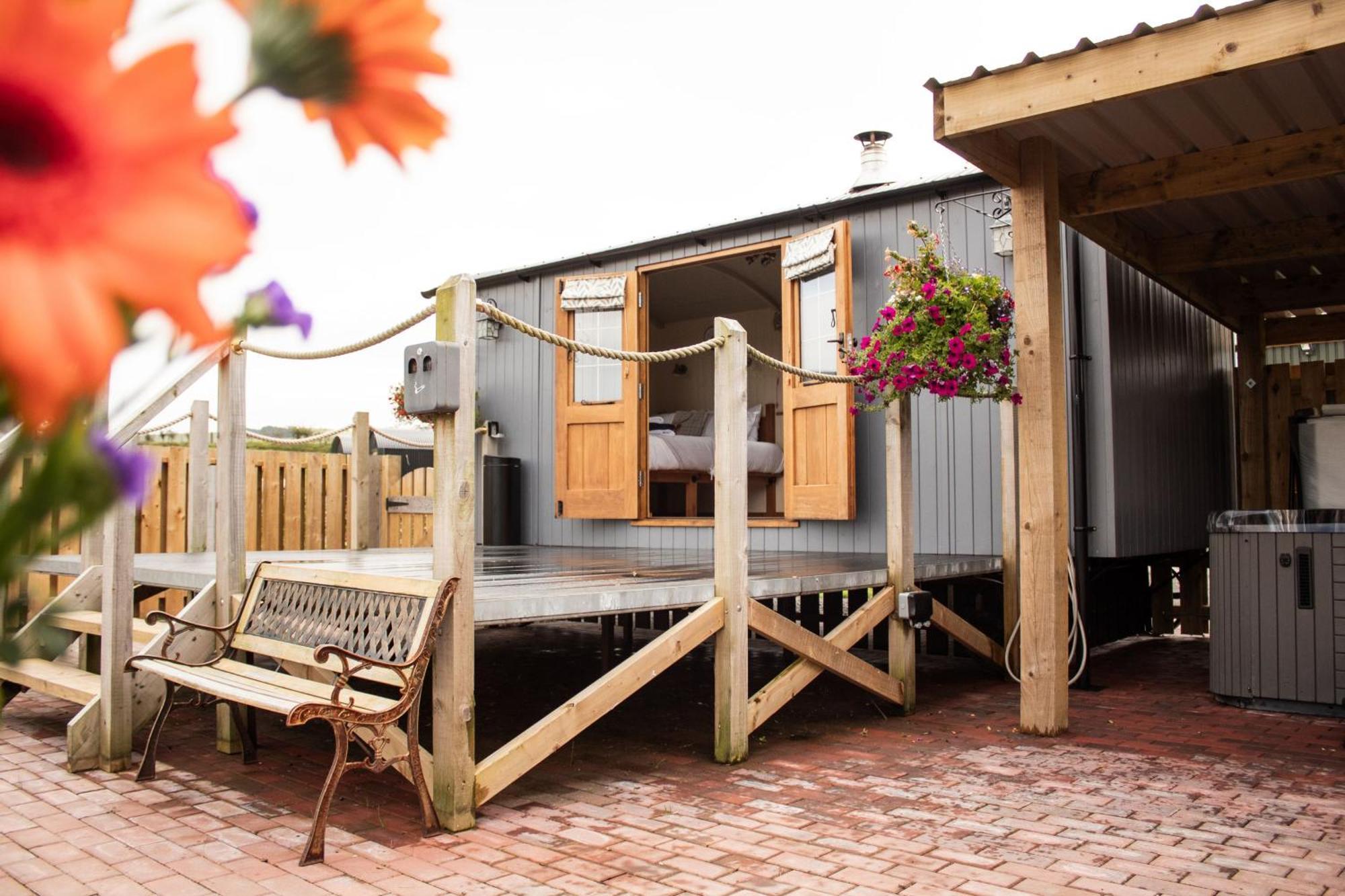 Rose Villa Rhayader Exterior photo